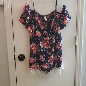 Cold Shoulder shirt